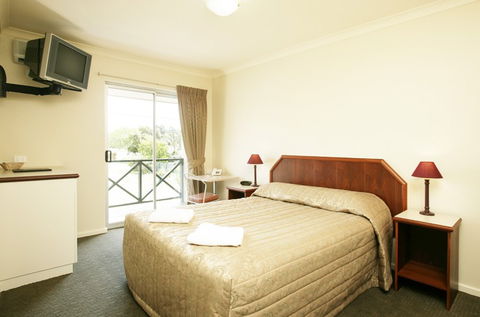 Bayswater Hotel - Holiday Adelaide 2