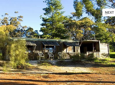Black Wattle Retreat - Holiday Adelaide 1