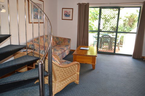 Cottesloe Beach Chalets - Holiday Adelaide 5