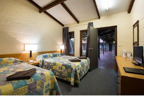 Wintersun Hotel Motel - Holiday Adelaide 2