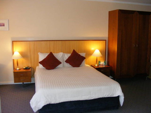 Cottesloe Beach Hotel - Holiday Adelaide 5