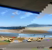 Beachfront Apartment - Holiday Adelaide