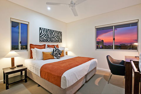 Beachlife Sands 3 Bedroom Harbour View Apartment - Holiday Adelaide 0