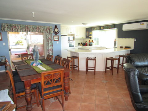 Blue Sea Dragon - Holiday Adelaide 1