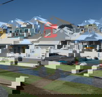 Bluedock Apartments - Holiday Adelaide