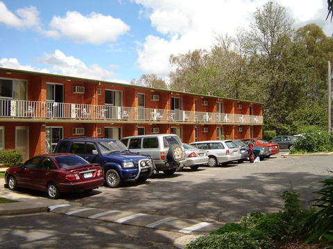 Corowa Golf Club And Motel - Holiday Adelaide 0