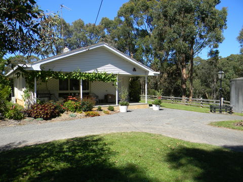 Cygnet Park Country Retreat - Holiday Adelaide 0