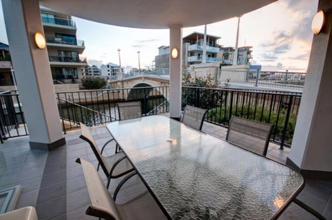 Dolphin Quay 3 Bedroom Apartment - Holiday Adelaide 1