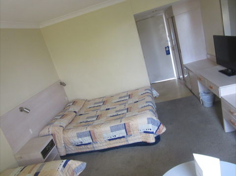 El Toro Motor Inn - Holiday Adelaide 0