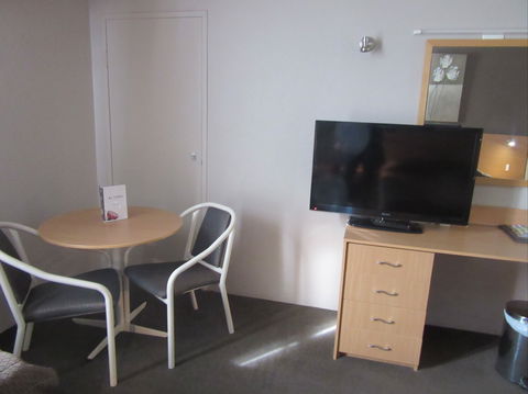 El Toro Motor Inn - Holiday Adelaide 2