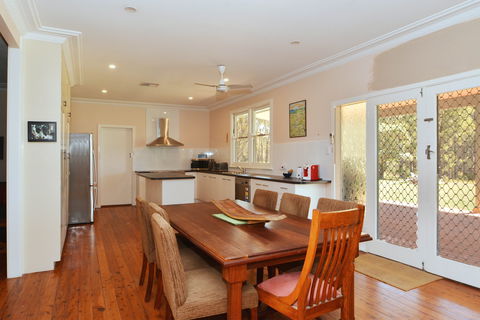 Glandore Estate Homestead - Holiday Adelaide 1