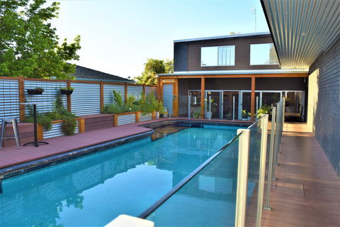 Heathcote Inn - Holiday Adelaide 0