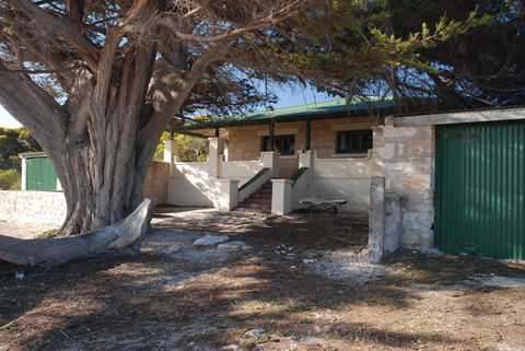 Managers Lodge - Innes National Park - Holiday Adelaide 0