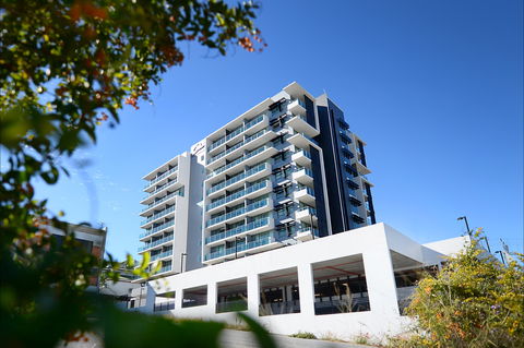Oaks Gladstone Grand Hotel - Holiday Adelaide 1