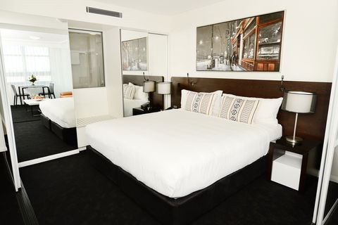 Oaks Gladstone Grand Hotel - Holiday Adelaide 2