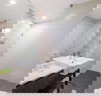 RACV/RACT Hobart Apartment Hotel - Holiday Adelaide