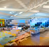 Tambac on Boomerang Beach - Holiday Adelaide