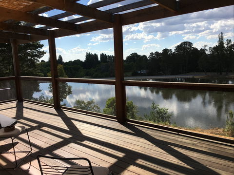 The Lakehouse Beechworth - Holiday Adelaide 0
