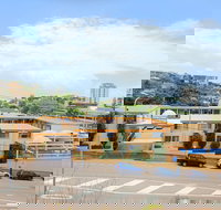 The Robert Towns - Holiday Adelaide