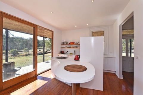 The Parson's Retreat - Holiday Adelaide 1