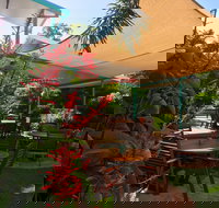 Tropical Palms Resort  4WD Hire - Holiday Adelaide