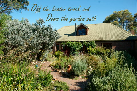 Wind Song Bed And Breakfast - Holiday Adelaide 0