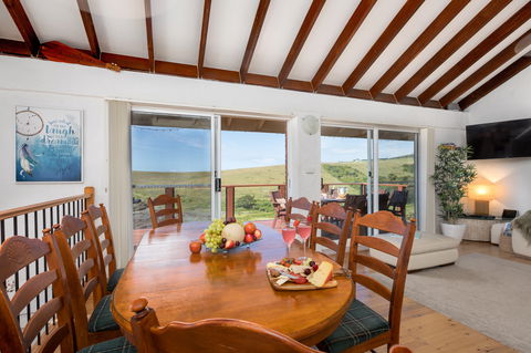 Absolute Oceanfront Cottage - Holiday Adelaide 2