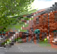 Bay Hotel Apartments - Holiday Adelaide