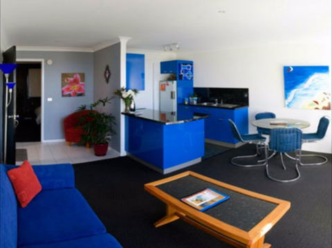 Beachfront Apartments Narooma - Holiday Adelaide 1