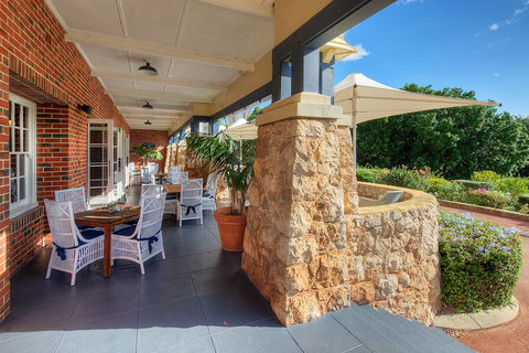 Caves House Hotel Yallingup - Holiday Adelaide 1