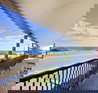 Century 21 SouthCoast Beach House at Moana - Holiday Adelaide