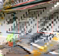 Coonawarra's Pyrus Cottage - Holiday Adelaide