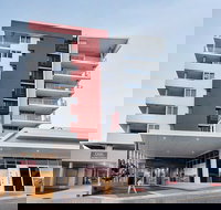 Curtis Central Apartments - Holiday Adelaide