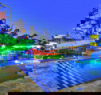 Discovery Parks - Coolwaters Yeppoon - Holiday Adelaide