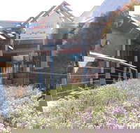 Henry's Quirindi Quality Accommodation - Holiday Adelaide