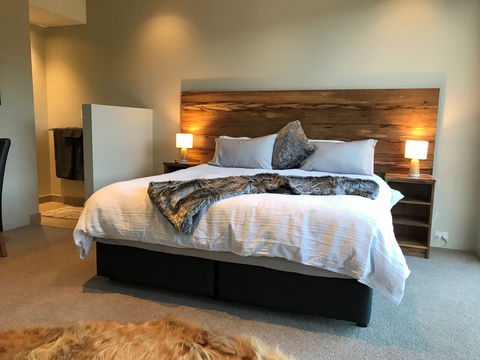 Highland Getaway Luxury Farm Stay B&B - Holiday Adelaide 1