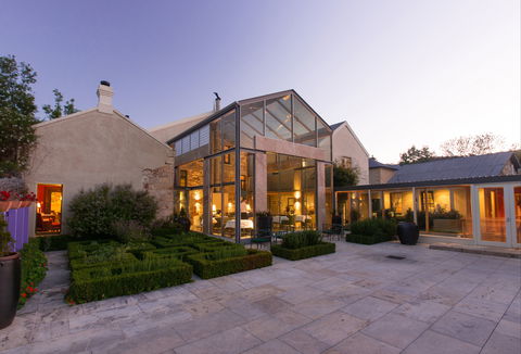Islington Hotel - Holiday Adelaide 1