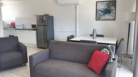 Jadran Motel And El Jays Holiday Lodge - Holiday Adelaide 2