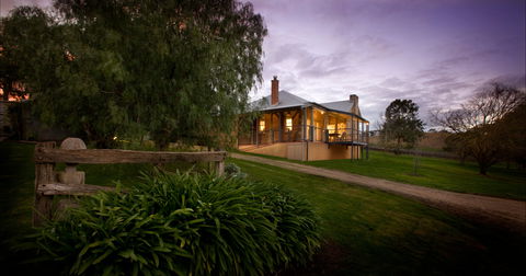 Longview Vineyard Accommodation - Holiday Adelaide 0