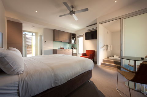 Longview Vineyard Accommodation - Holiday Adelaide 1