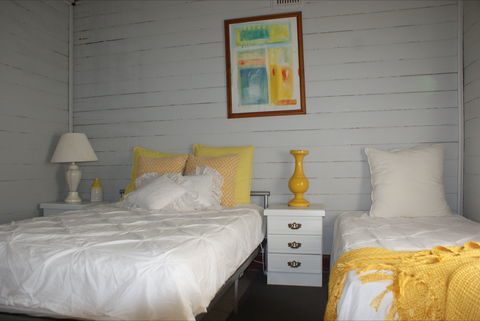 Moonan  Cottage - Holiday Adelaide 2