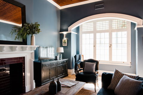 Mount Ophir Estate - The Residence - Holiday Adelaide 0