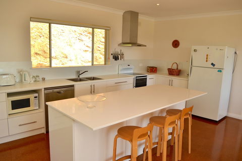 Pat And Ted's In The Piccadilly Valley - Holiday Adelaide 1