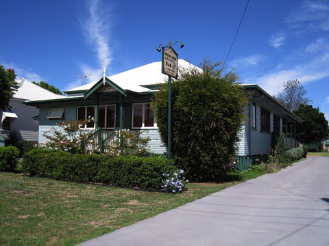 Pitstop Lodge B & B - Holiday Adelaide 0