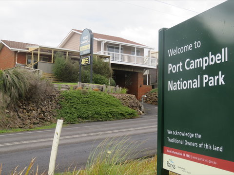 Port Campbell Motor Inn - Holiday Adelaide 0