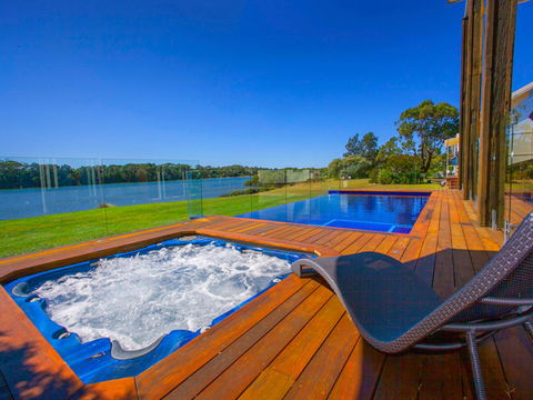 Reflections At Minnamurra - Holiday Adelaide 1