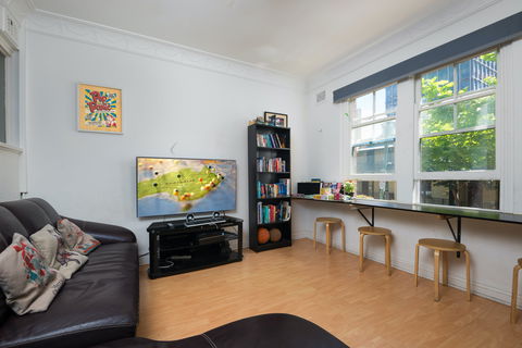 Sydney Star Backpackers - Holiday Adelaide 1