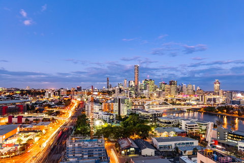 The Milton Brisbane - Holiday Adelaide 1