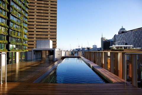 The Old Clare Hotel - Holiday Adelaide 1