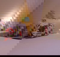 The Globe Inn - Holiday Adelaide